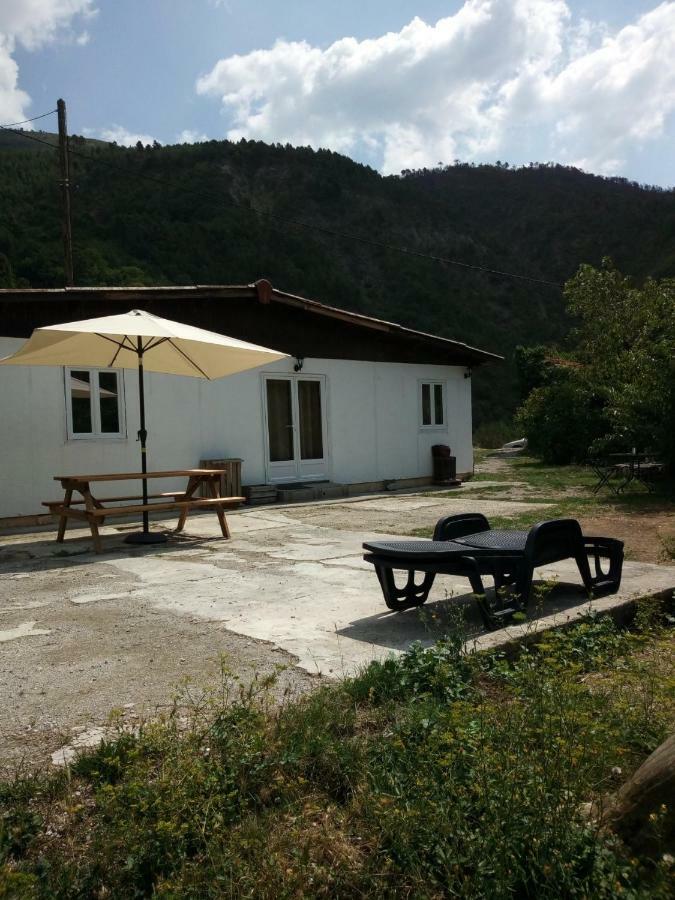 Villa La Ferme Des Cailletiers Chez Marco Lucéram Exterior foto